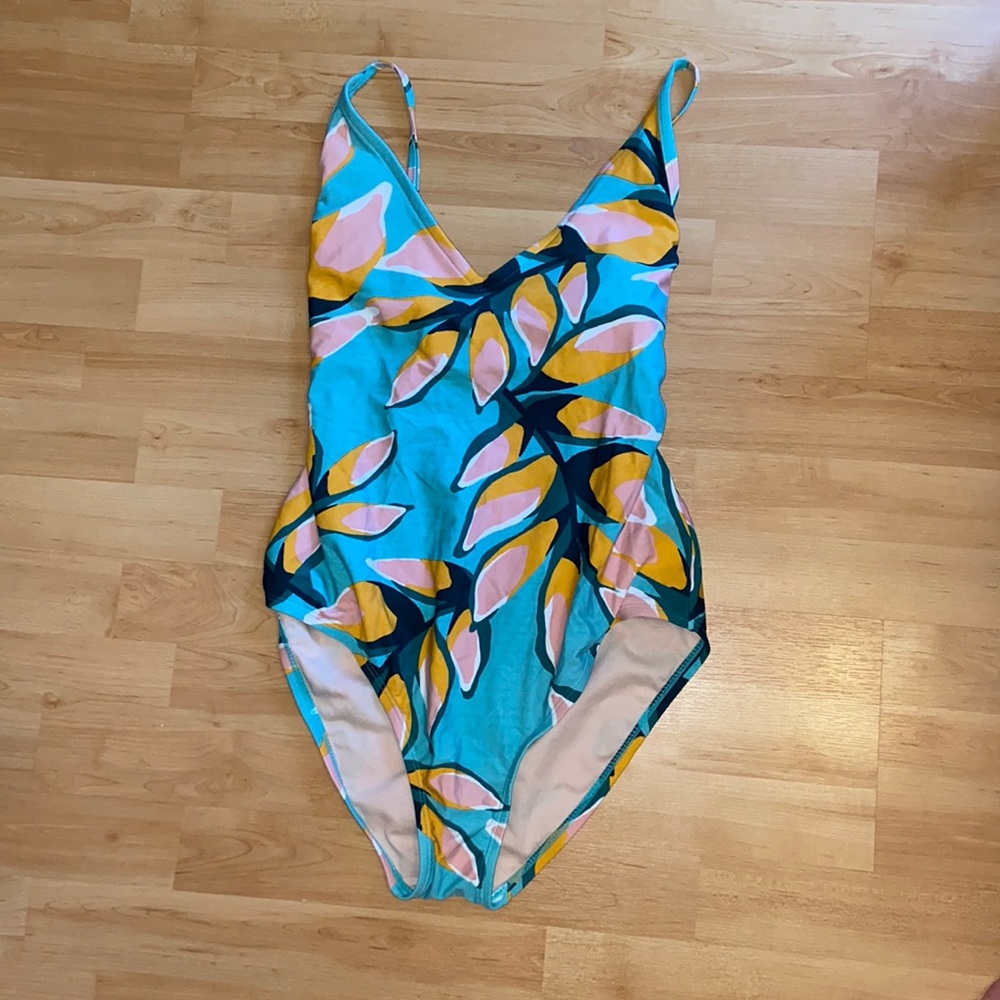 One piece swimsuit